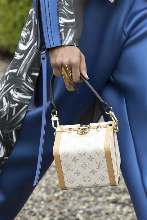 louis vuitton basse|louis vuitton handbags 2024.